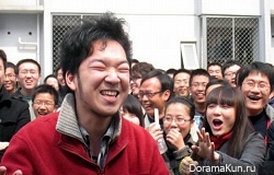 На свидание к китайской студентке пришли несколько тысяч парней