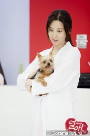 Сохён из Girls’ Generation превратилась в ветеринара для своей дебютной драмы
