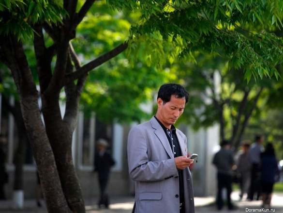 Каждый десятый житель КНДР владеет смартфоном