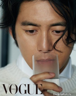 Go Soo для Vogue May 2017