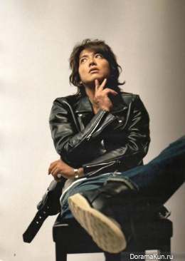 Takuya Kimura для Kinema Junpo November 2010