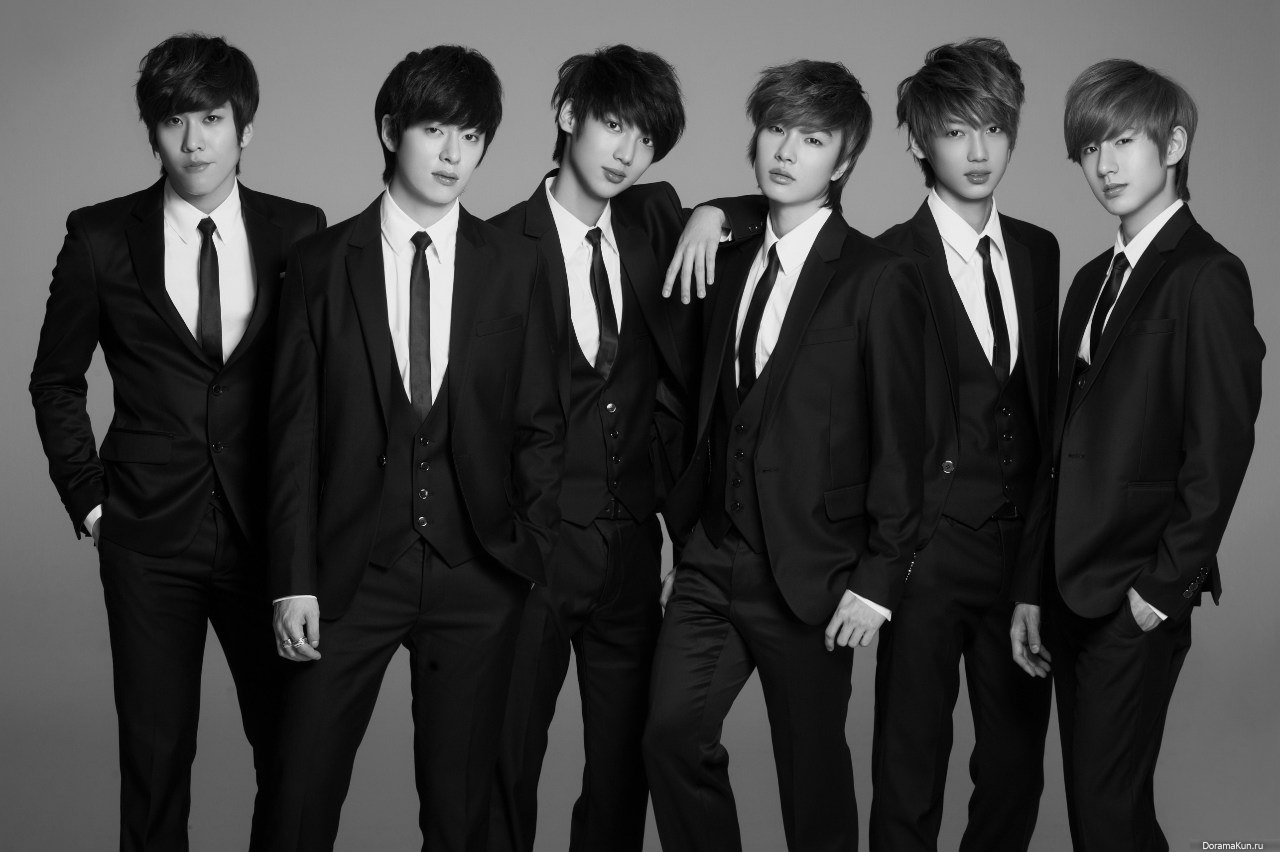 Группа k 6. Группа бойфренд Корея. Бойз бэнд корейская группа. Boyfriend группа корейская. Группа поп группа Корея.