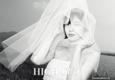 Suzy (Miss A) для High Cut Vol. 200