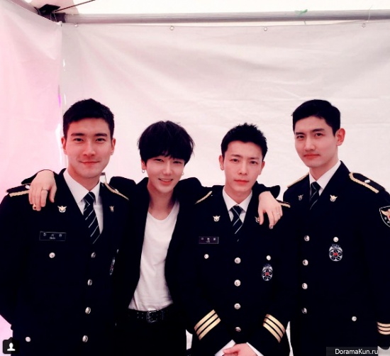 Yesung With Choi Siwon, Donghae, TVXQ’s Changmin
