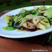 Lettuce with oyster sauce