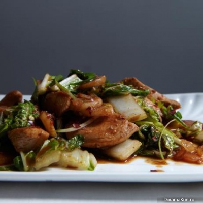 Stir-fried chicken with Chinese cabbage
