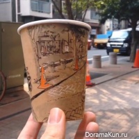 Japanese Illustrator on Coffee Cups