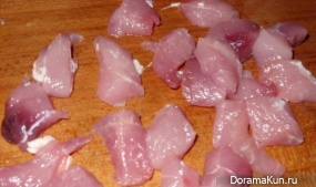 Sliced pork with sesame