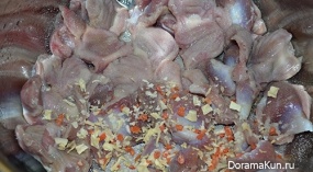 Chicken gizzards in Korean