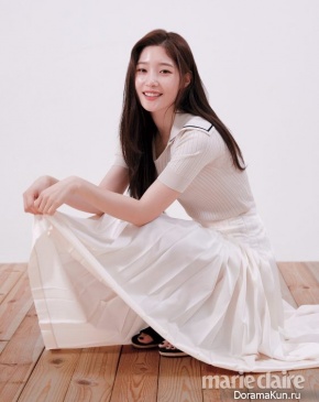 Ji Soo, Jung Chae Yeon