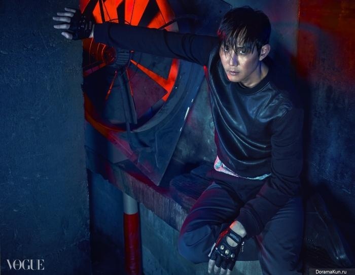 Lee Jung Jae для Vogue December 2014.
