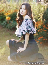 Park Si Yeon для InStyle Korea October 2014