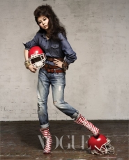 After School's UEE для Vogue Korea March 2010