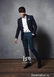 Choi Jin Hyuk для IZE Magazine December 2013