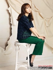 Jo Yoon Hee и др. для Cosmopolitan December 2012