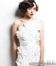 Jo Yoon Hee для SURE December 2012