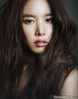 Jo Yoon Hee для Singles Magazine February 2014