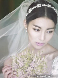 Jung Hwa’s Wedding Pictorial