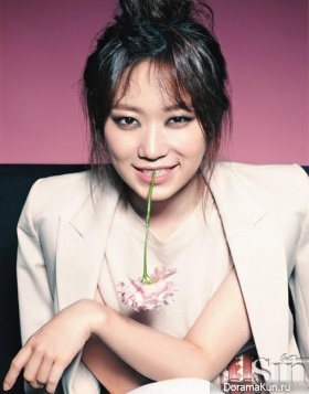Kim Seul Gi для Singles Korea August 2013
