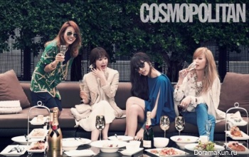 Lee Hyori, Park Si Yeon, Ahn Hye Kyung, и Maybee для Cosmopolitan Korea April 2012