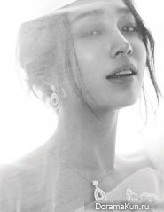 Lee Min Jung для Elle Korea September 2013 Extra 3