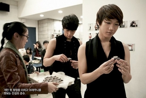 2PM, Big Bang, SHINee, MBLAQ для CéCi December 2009