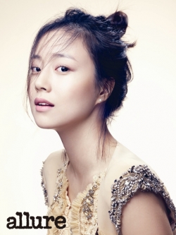 Moon Chae Won, Kim Hee Sun для Allure Korea May 2012