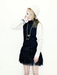 SNSD's Hyoyeon для Vogue Girl Korea November 2011