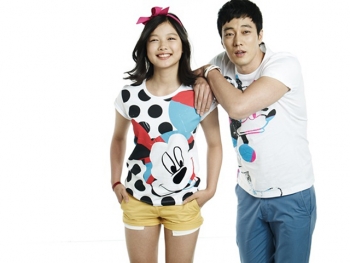 Kim Yoo Jung, Yeo Jin Goo, So Ji Sub, Shin Min Ah для Giordano Disney T-shirts