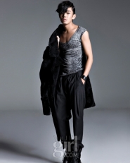 Yoo Ah In для Vogue Girl Korea October 2010