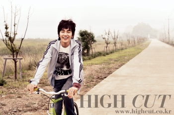 Yoo Seung Ho для High Cut Vol. 35