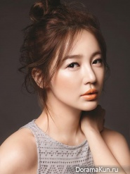 Yoon Eun Hye для MAC Orange Lipstick