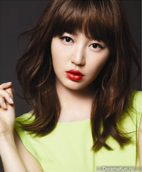 Yoon Eun Hye для MAC Orange Lipstick