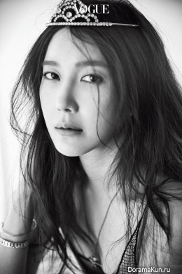 Lee Ji Ah для Vogue February 2016