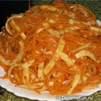 Морковь с кальмаром по-корейски