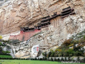 Китай. Висящий храм горы Хенг