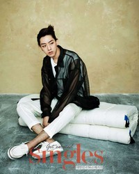 CN Blue's Lee Jung Shin для Singles May 2012
