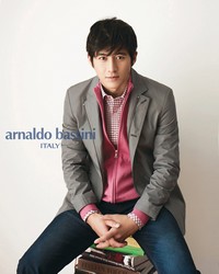 Go Soo для Arnaldo Bassini Spring 2012 Collection