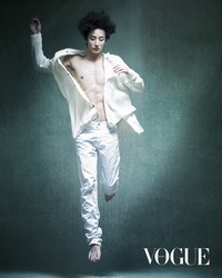 Lee Soo Hyuk для Vogue 2010
