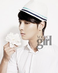 Yoon Si Yoon для Vogue Girl Korea June 2011